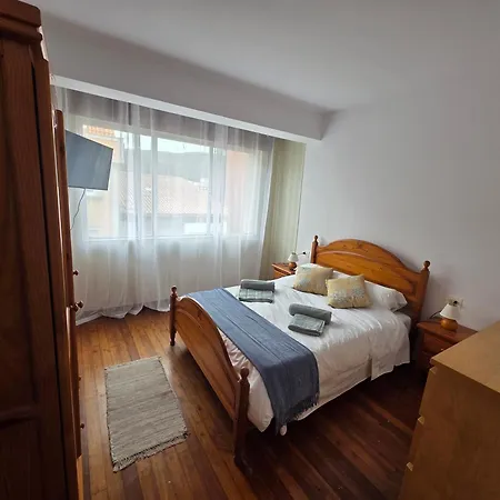 Alojamiento Cee Apartament *
